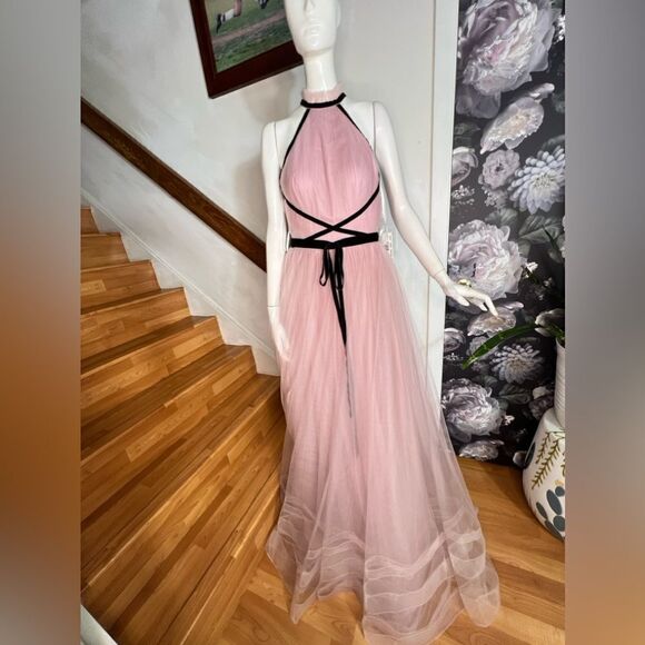 TERANI COUTURE PROM DRESS / size 4 - Picture 6 of 9